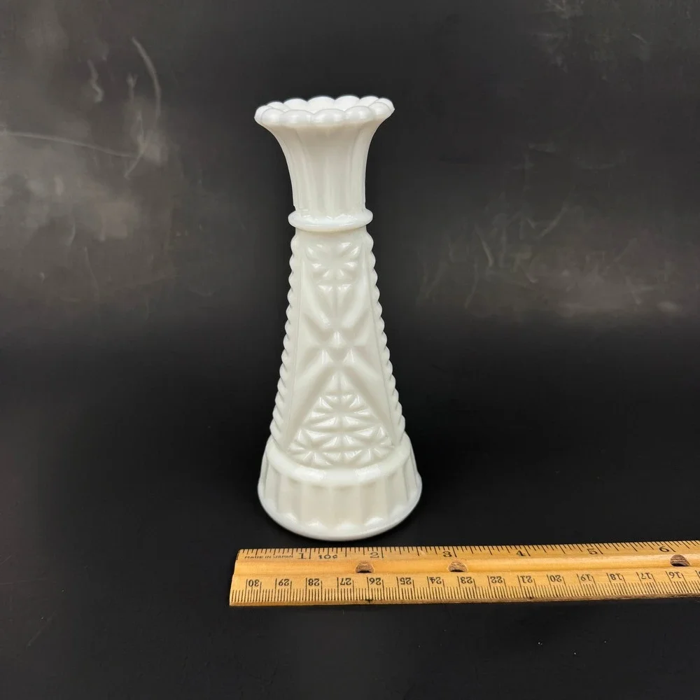 Vtg Tabletop White Milk Glass Textured Bud Vase Stars and Bars Design 6inch Tall